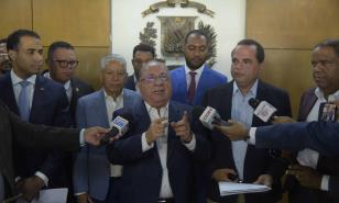 FP, PLD y PRD depositan instancia ante la JCE contra prohibición de actividad política