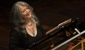 La pianista argentina Martha  Argerich cancela más conciertos por motivos de salud