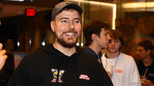 Quién es MrBeast, el joven 'r' que podría convertirse en el primer  milmillonario de su profesión - Forbes España