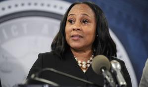 Los republicanos investigan a la fiscal Fani Willis por su imputación a Trump en Georgia