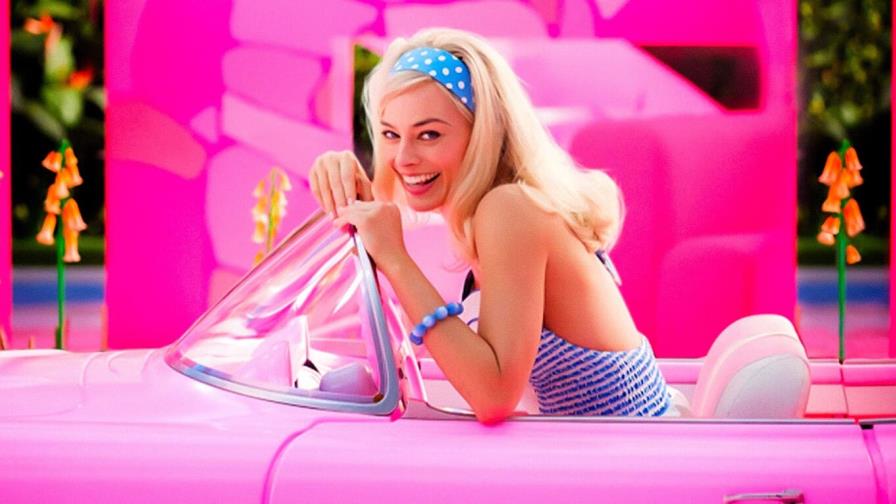 Margot Robbie ganará 50 millones de dólares en sueldo y por la taquilla de Barbie