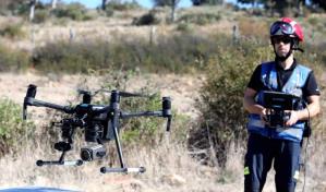 Estudian utilizar redes inteligentes de drones para controlar grandes incendios forestales