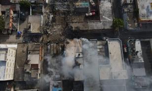 Bomberos buscan bajo los escombros más víctimas de la explosión en San Cristóbal