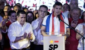 Santiago Peña, el joven economista que presidirá Paraguay cobijado por el coloradismo