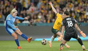 Inglaterra gana a Australia para pasar a la final del Mundial contra España