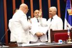 Juramentan a Ricardo de los Santos como presidente del Senado