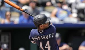 Julio Rodríguez llega a 17 hits en cuatro partidos