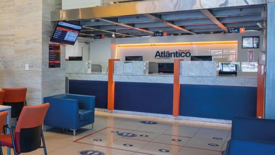Feller Rate aumenta calificación de solvencia del Banco Atlántico a BBB