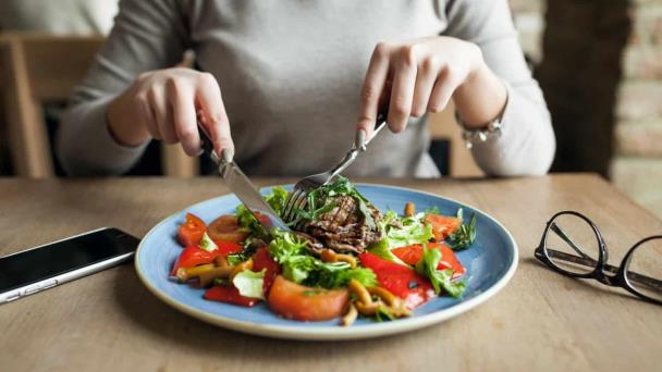 Mindful eating: Disfruta la comida a plenitud