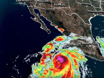 Huracán Hilary se fortalece en Pacífico mexicano
