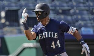 Julio Rodríguez hace historia en una mágica tarde en Kansas