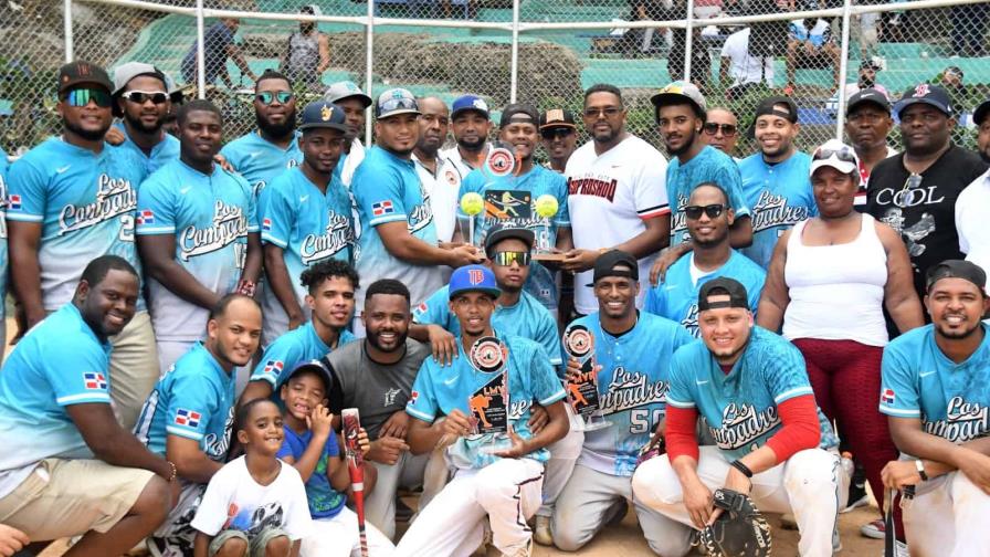 Los Compadres ganaron softbol B de ligas organizado por Asoprosado