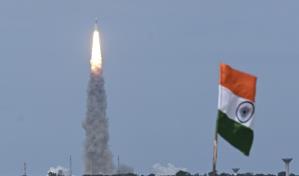 Misión lunar de India supera una etapa más antes de alunizaje