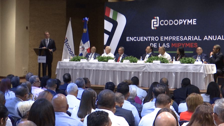 Gobierno facilita RD$20 millones para financiar a 160 mil emprendedores; 66 % son de mujeres