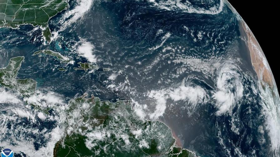 Meteorólogos de EE.UU. vigilan cuatro áreas de baja presión en el Atlántico