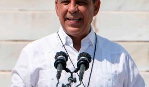 Adriano Espaillat entrega m&aacute;s de $16.2 millones para proyectos del Distrito 13 de NY