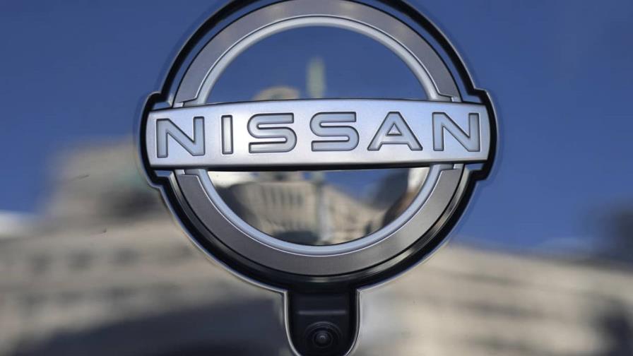 Nissan retira del mercado más de 236,000 autos por fallas en control del volante