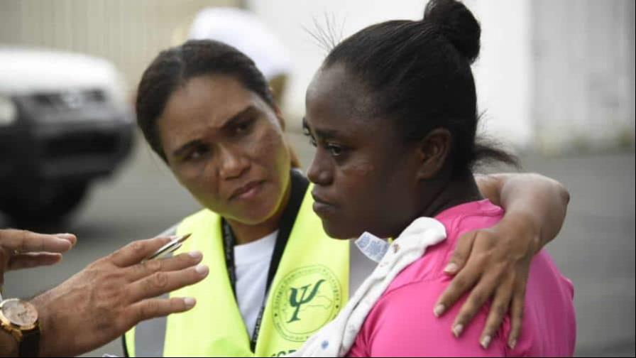 Familiares de víctimas en la explosión en San Cristóbal dicen estar desesperados por falta de respuestas