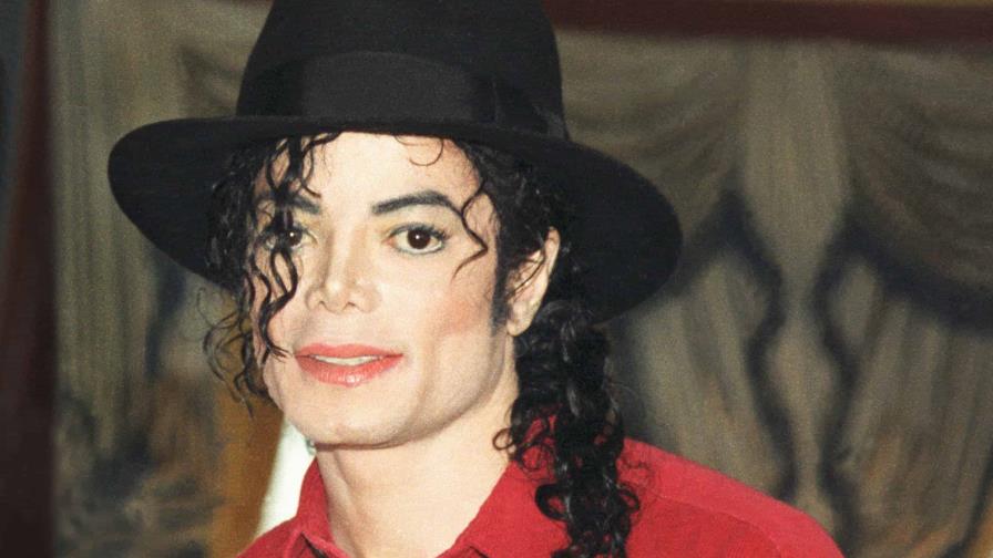 Reabren los casos de abuso sexual contra dos empresas de Michael Jackson