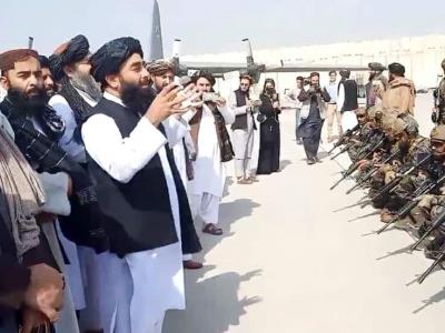 Talibanes acusan a Estados Unidos de violar acuerdo de Doha