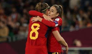 España derrota a Inglaterra y se convierte en campeona absoluta del mundo