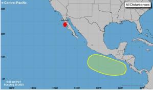 El huracán Hilary, categoría 2, mantiene curso y se acerca a península de Baja California