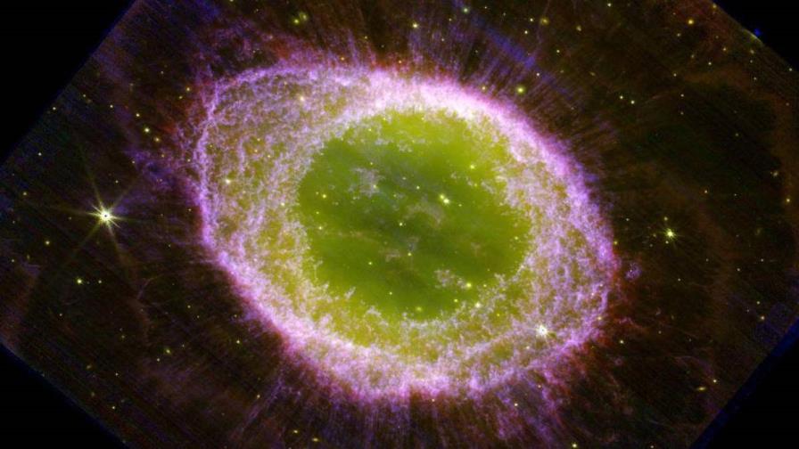 El telescopio James Webb ofrece imagénes sin precedentes de la Nebulosa del Anillo
