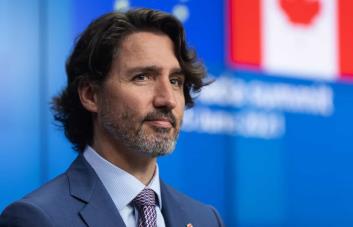 Trudeau critica a Facebook por bloqueo de noticias en medio de incendios forestales