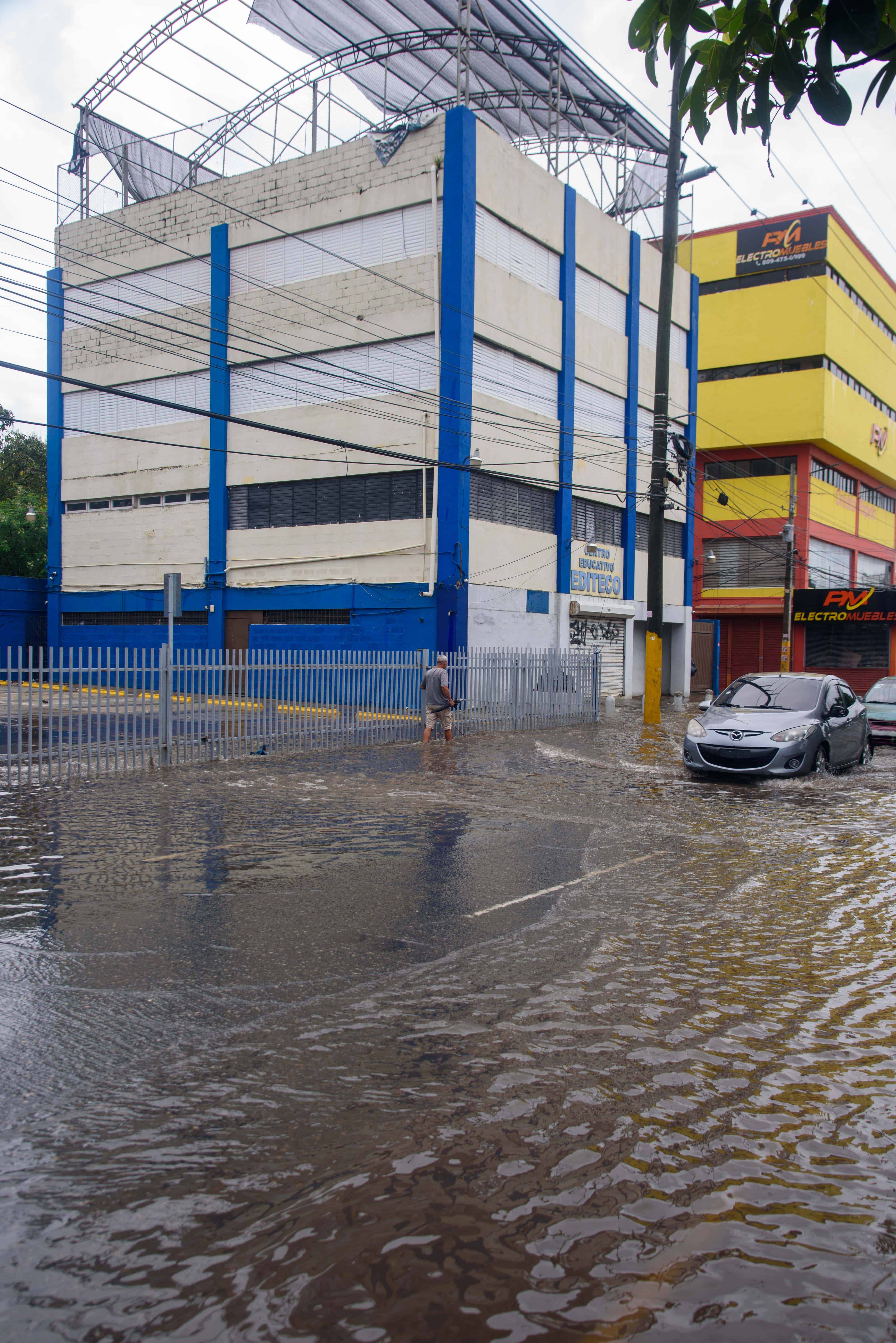 Lluvias complican situación