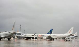 Aeropuertos reanudan operaciones en RD con 22 vuelos cancelados por tormenta Franklin