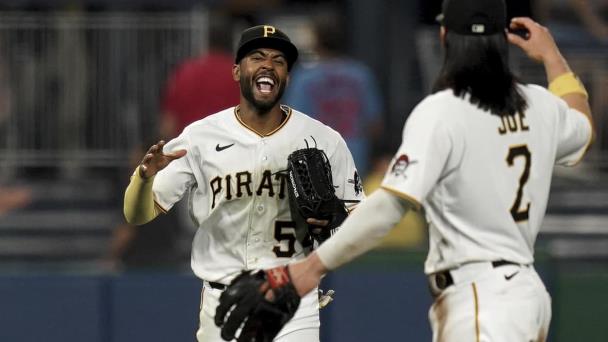 Con jonrón de 3 carreras de Palacios, Piratas aplastan 11-1 a Cardenales
