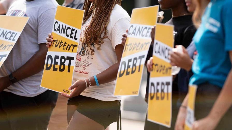 Nuevo programa de pago de deuda estudiantil se ajusta al nivel de ingresos