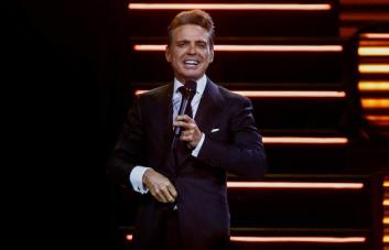 Luis Miguel, obligado a parar un concierto desbordado por la