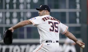 Tucker dispara jonrón para respaldar a Verlander; Astros vencen a Medias Rojas