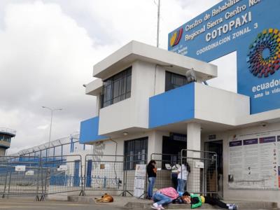 Dos presos se fugan de una cárcel de Ecuador