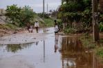 Inundaciones en Los Cocos, en Barahona, por lluvias de Franklin