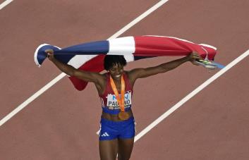 Marileidy Paulino, grandiosa y dominante, se lleva el oro del Mundial de Atletismo