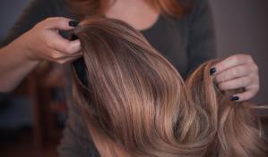 Investigan el robo de decenas de pelucas de cabello natural en tienda de Beverly Hills