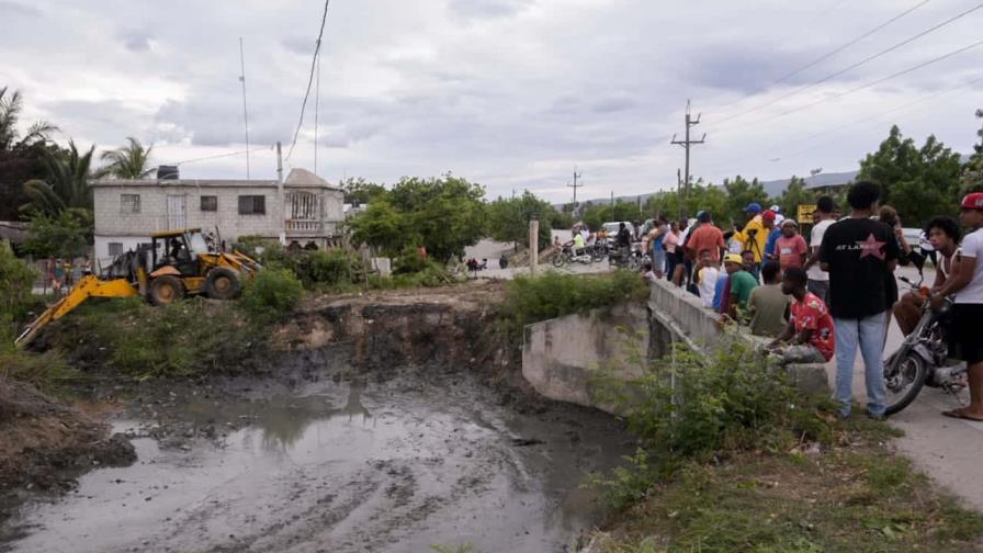 Residentes de Jaquimeyes, en Barahona, dicen estar acostumbrados a inundaciones