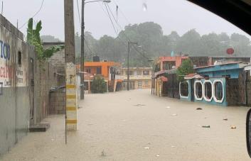 Lluvias de la tormenta Franklin han desplazado a 280 personas de sus hogares