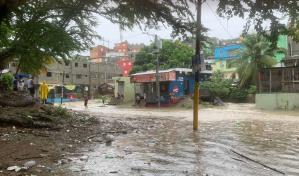 COE mantiene las alertas tras paso de Franklin