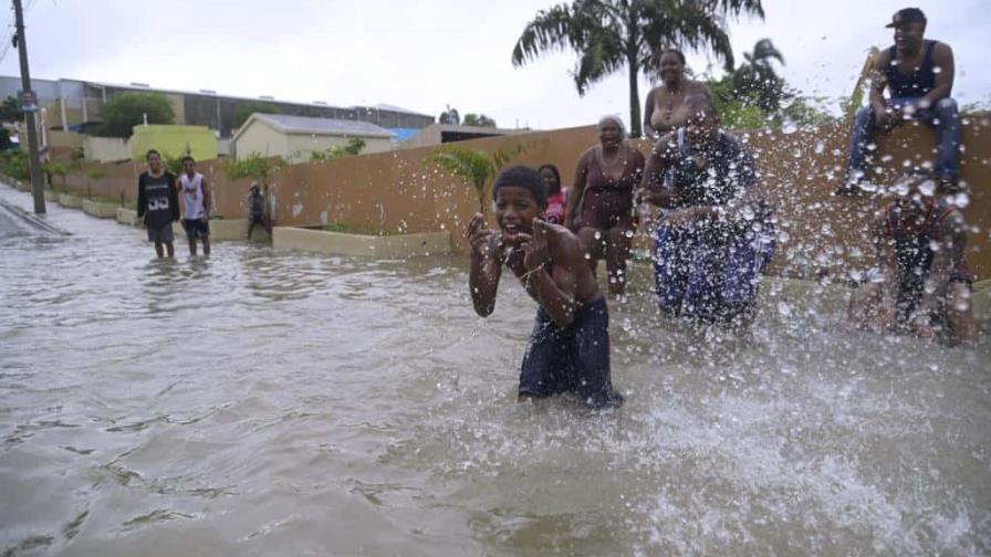 Psicóloga califica como falta de concientización actividades realizadas por jóvenes durante la tormenta Franklin