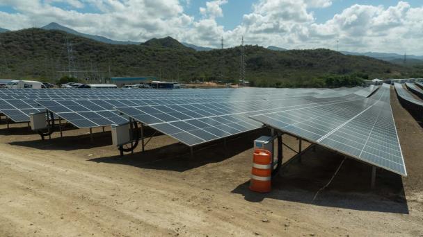 Ampliar matriz de energía limpia a 25 % tomaría 11 años; el almacenamiento limita avance