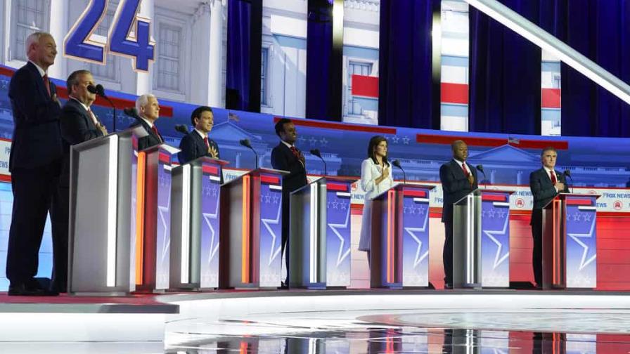 Posturas de candidatos durante debate republicano sobre el clima conmocionan a EE.UU.