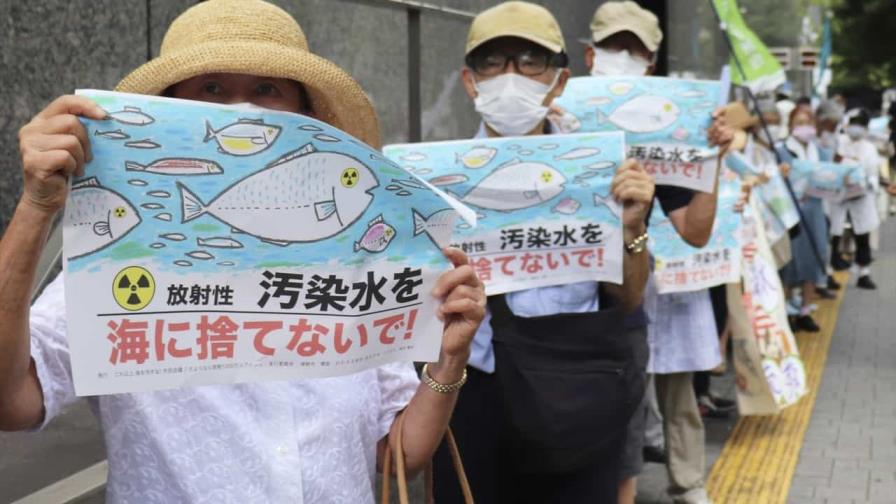 Comienza el vertido de agua tratada de Fukushima mientras siguen las protestas