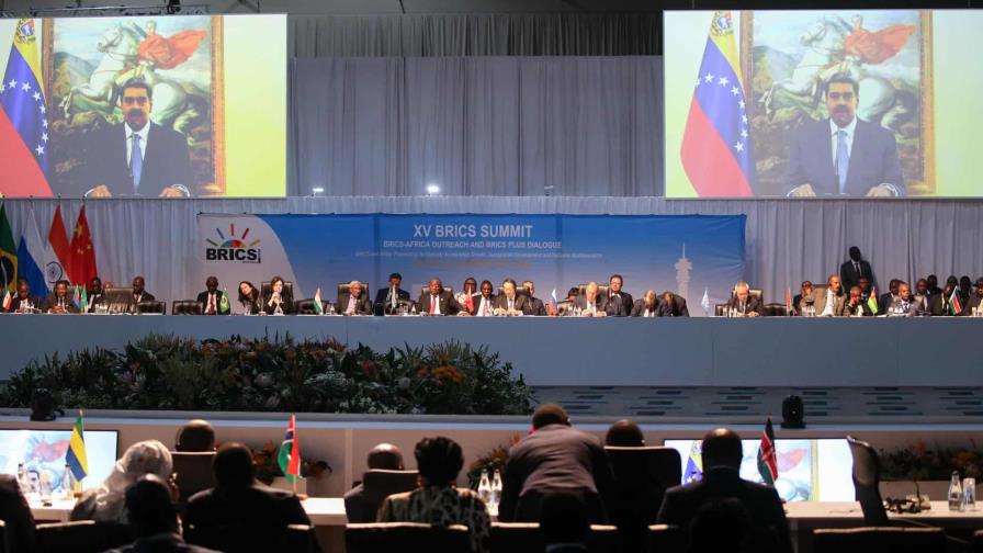 Nicolás Maduro pide a los BRICS aceptar a países OPEP para dominar el mercado petrolero