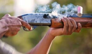 Hombre le saca escopeta a ciudadano durante discusión por incidente de tránsito en La Vega