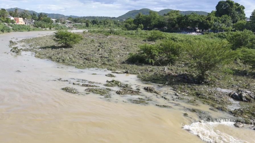 Encuentran cadáver de adolescente que se bañaba en el río Nigua durante tormenta Franklin