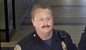 Autoridades identifican al tirador en el bar de California