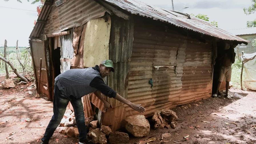 Efectos de tormenta Franklin afectan 37 viviendas en Juancho, Perdernales
